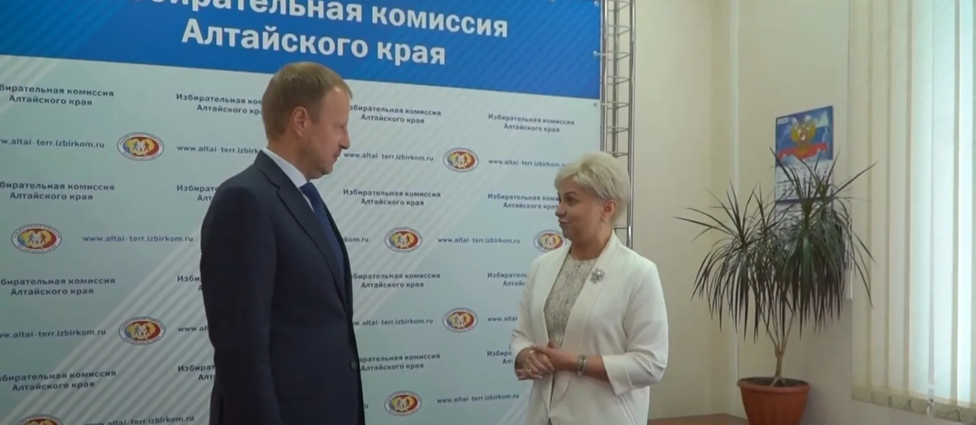 Виктор Томенко официально зарегистрирован в качестве кандидата в губернаторы Алтайского края Виктор Томенко официально зарегистрирован в качестве кандидата в губернаторы Алтайского края