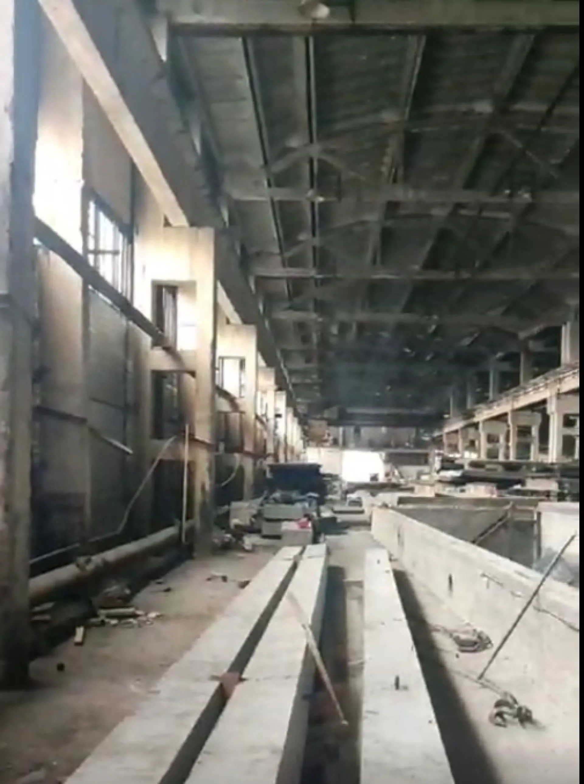 Сотрудниц бийского завода убило на рабочем месте Сотрудниц бийского завода убило на рабочем месте