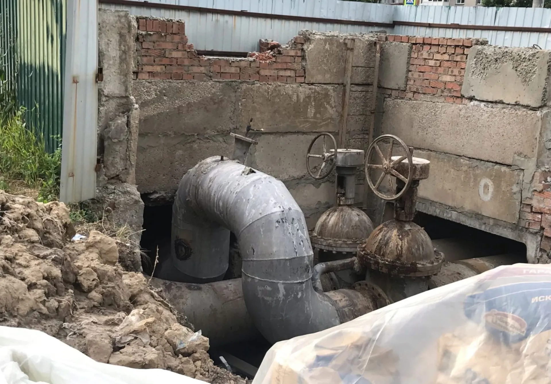 Горячую воду отключат более чем на сутки в Центральном районе Барнаула Горячую воду отключат более чем на сутки в Центральном районе Барнаула
