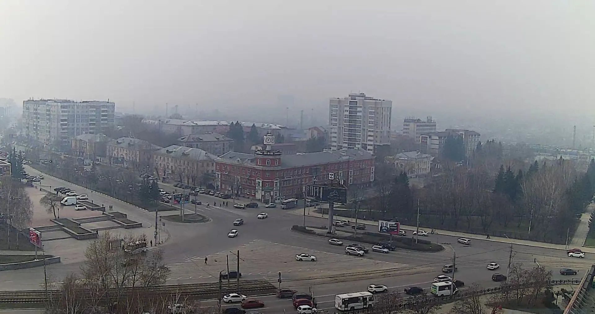 Повышенный уровень загрязнения воздуха продолжает держаться в двух городах Алтайского края