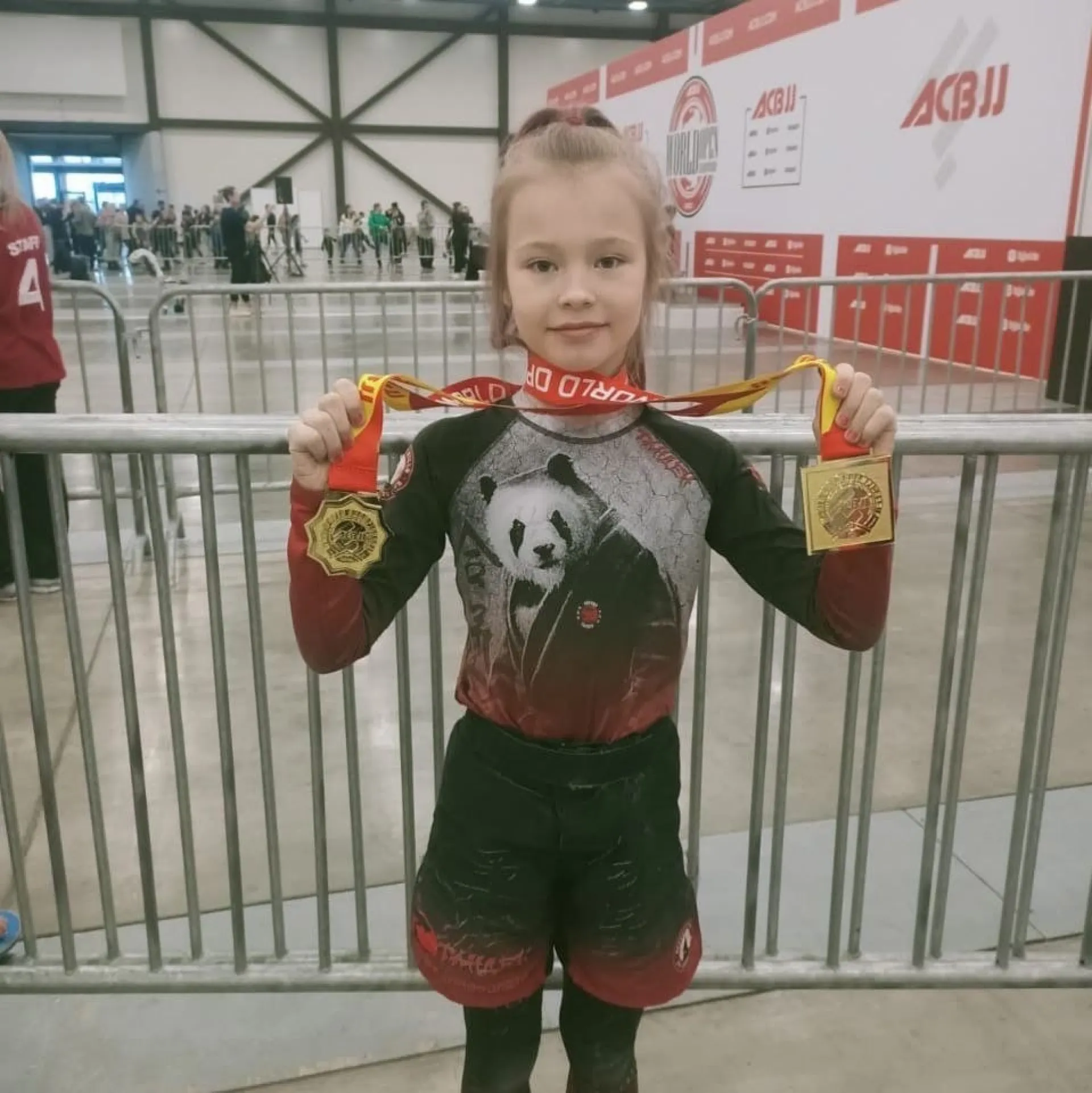 Юная барнаульская спортсменка стала чемпионкой мира по джиу-джитсу по версии ACBJJ Юная барнаульская спортсменка стала чемпионкой мира по джиу-джитсу по версии ACBJJ