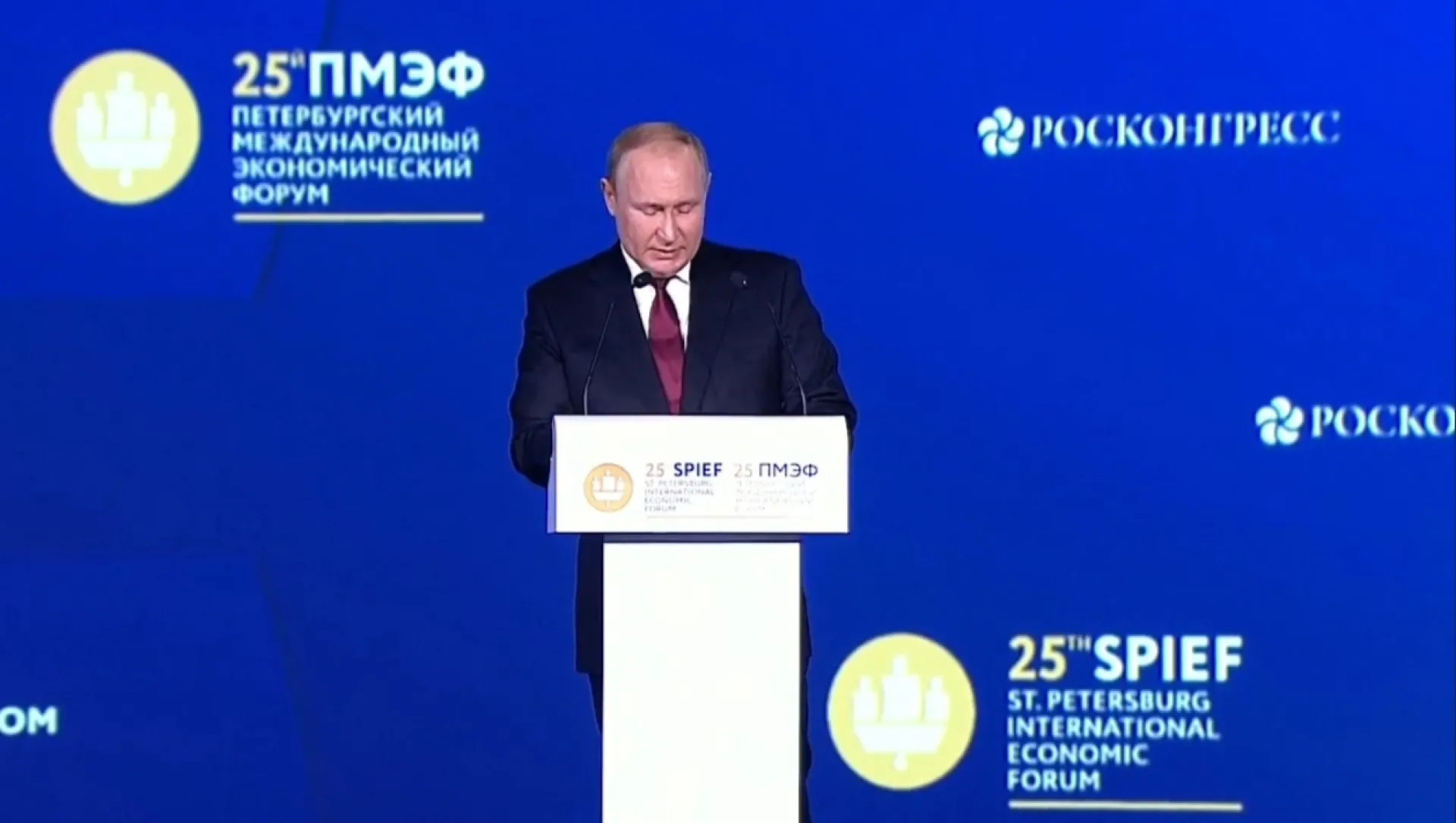 Президент России: Нужно отказаться от полного контроля российского бизнеса