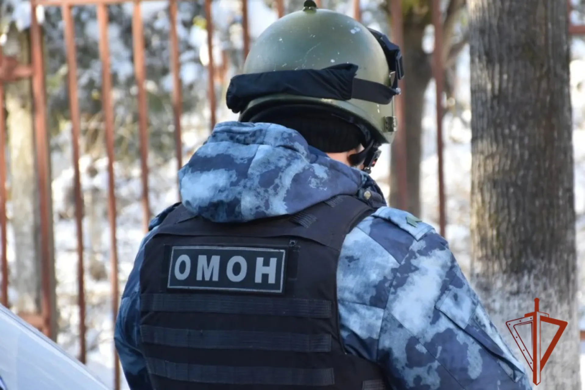 Росгвардейцы ликвидировали нарколабораторию в Бийском районе