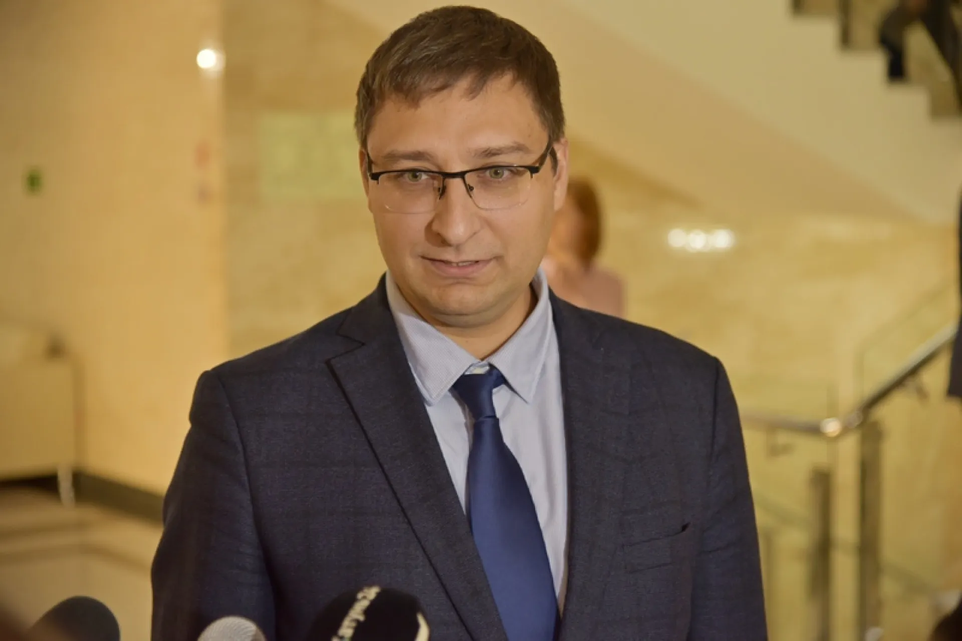 Депутаты АКЗС урегулировали вопрос формирования земельных участков под многоквартирными домами Депутаты АКЗС урегулировали вопрос формирования земельных участков под многоквартирными домами