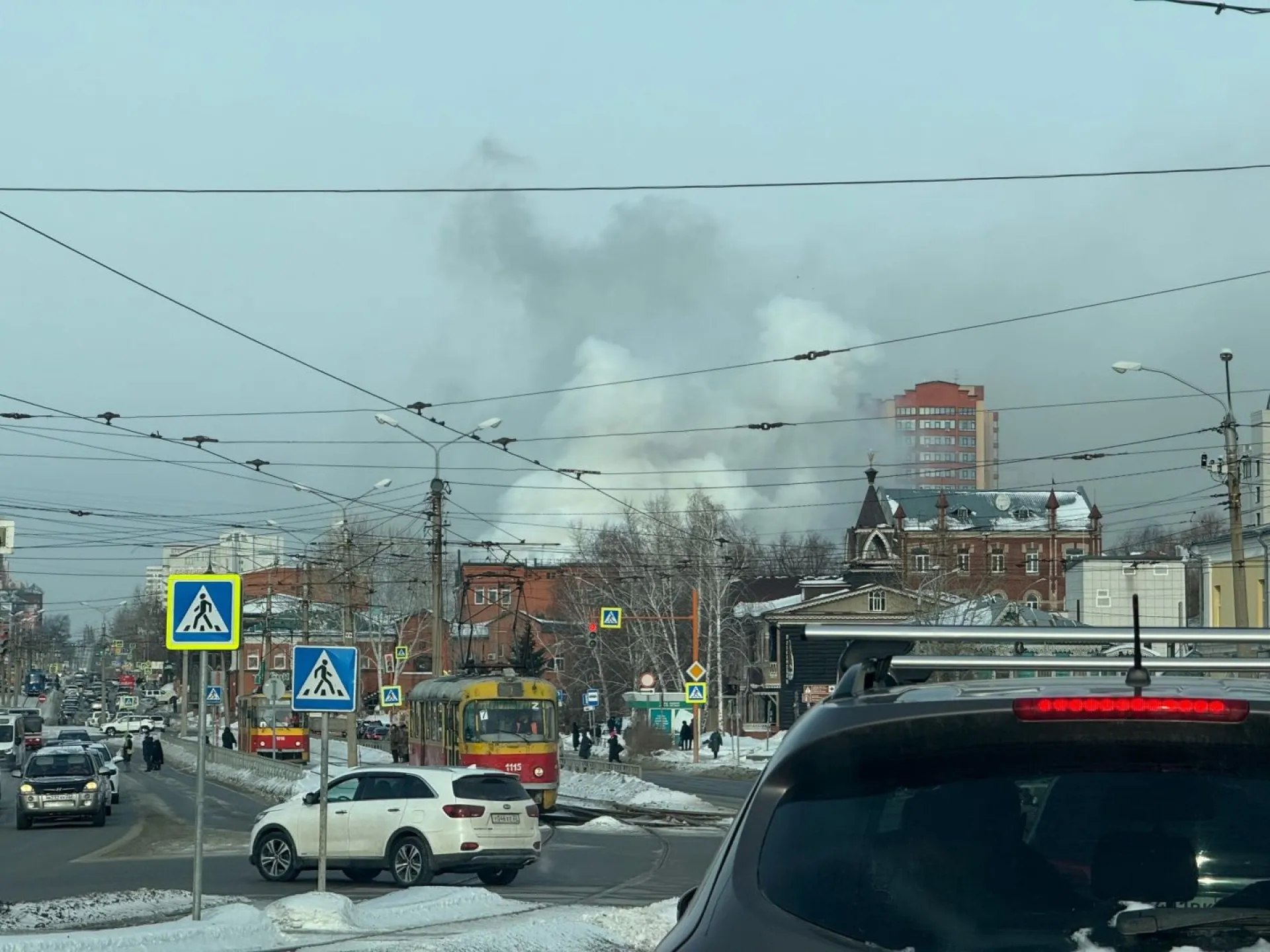 Пожар на улице Никитина в Барнауле локализован