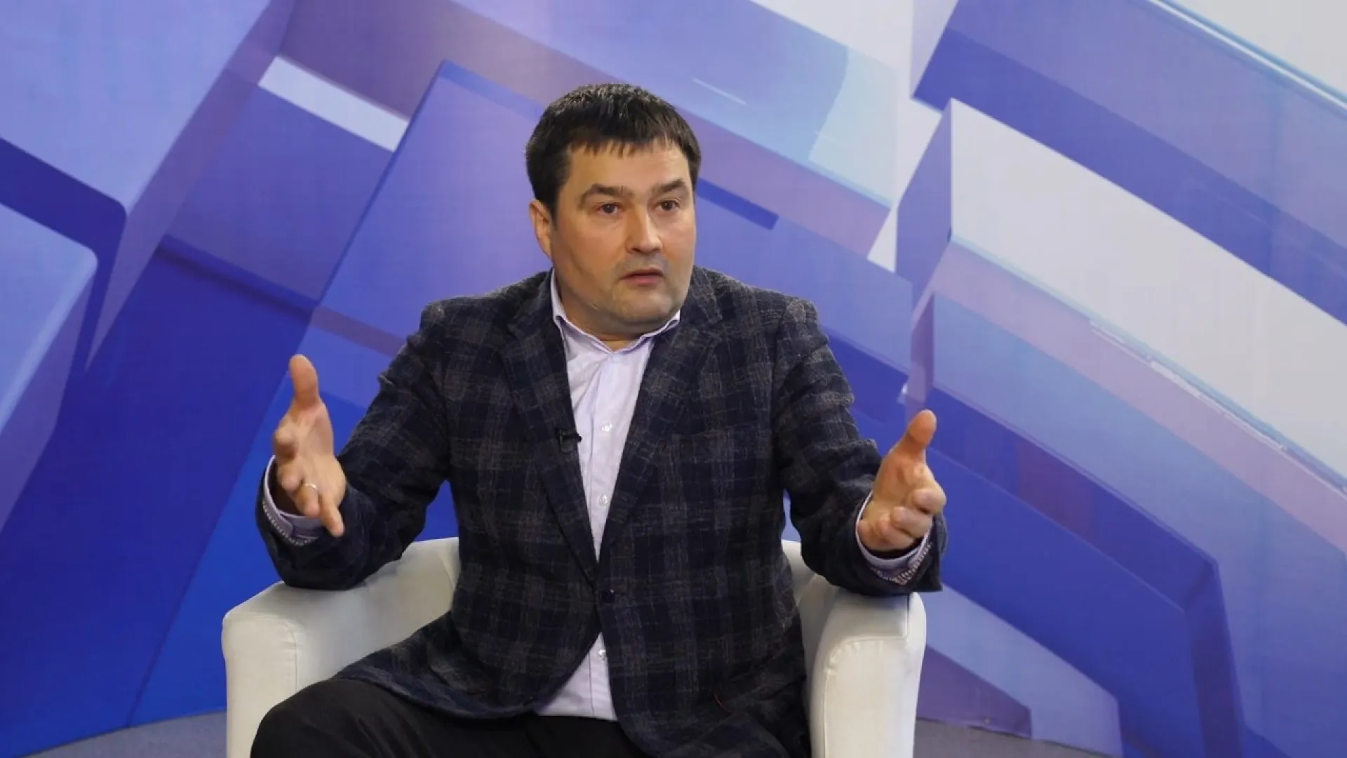 Владимир Семенов: Запад идет по пути двойных стандартов с очевидной целью ослабления России