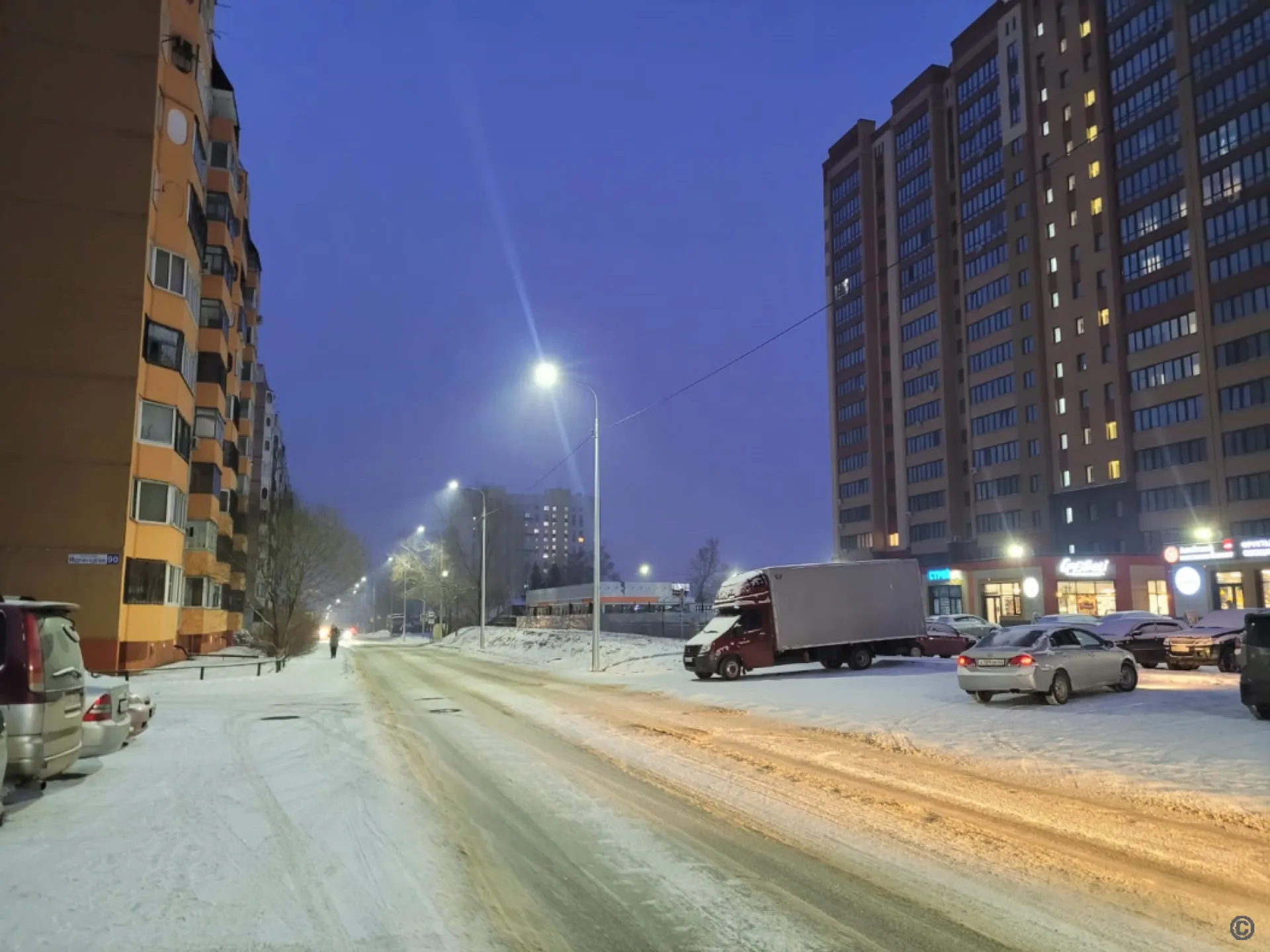 На одной из улиц Барнаула подключили освещение