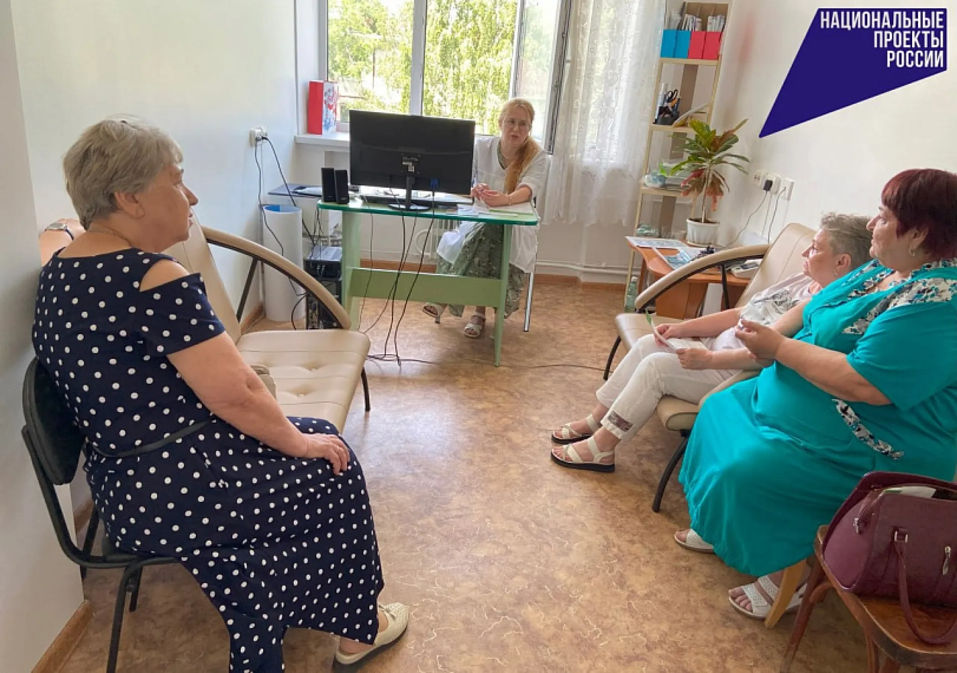 Более 100 пациентов с сахарным диабетом прошли Школу здоровья в Бийске 