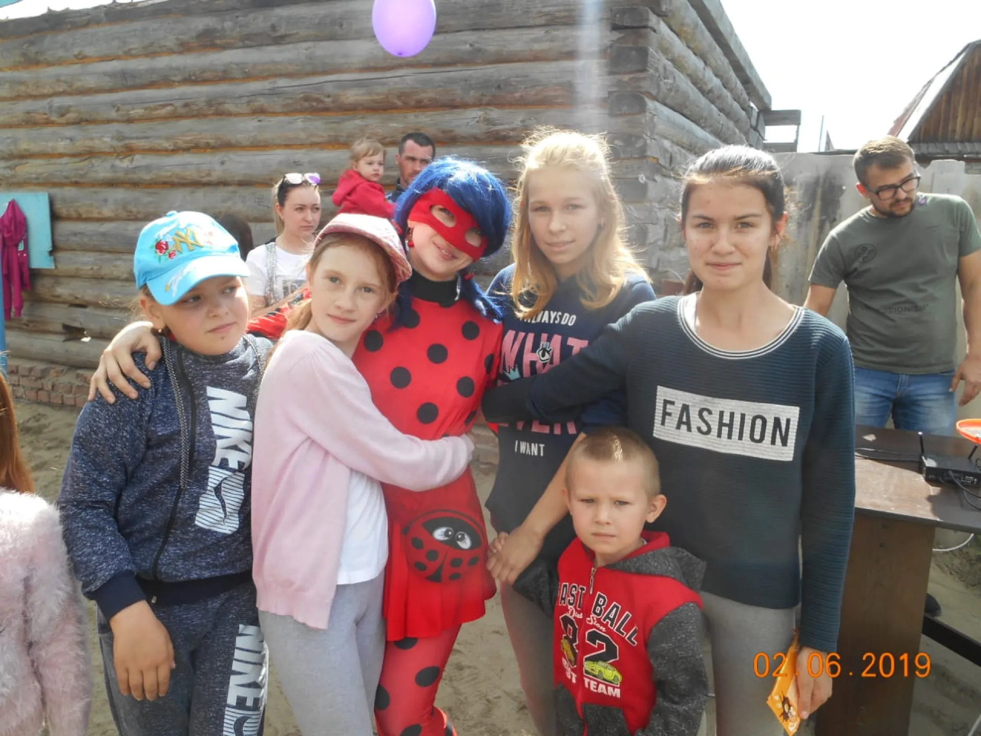 Общественники провели праздник для детей в Барнауле
