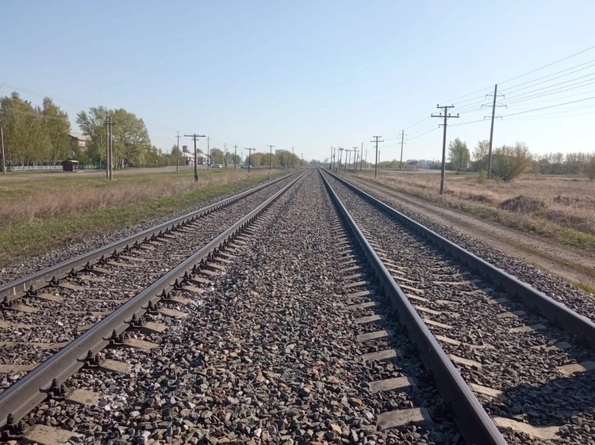 Мужчина погиб на железнодорожных путях в Алтайском крае Мужчина погиб на железнодорожных путях в Алтайском крае