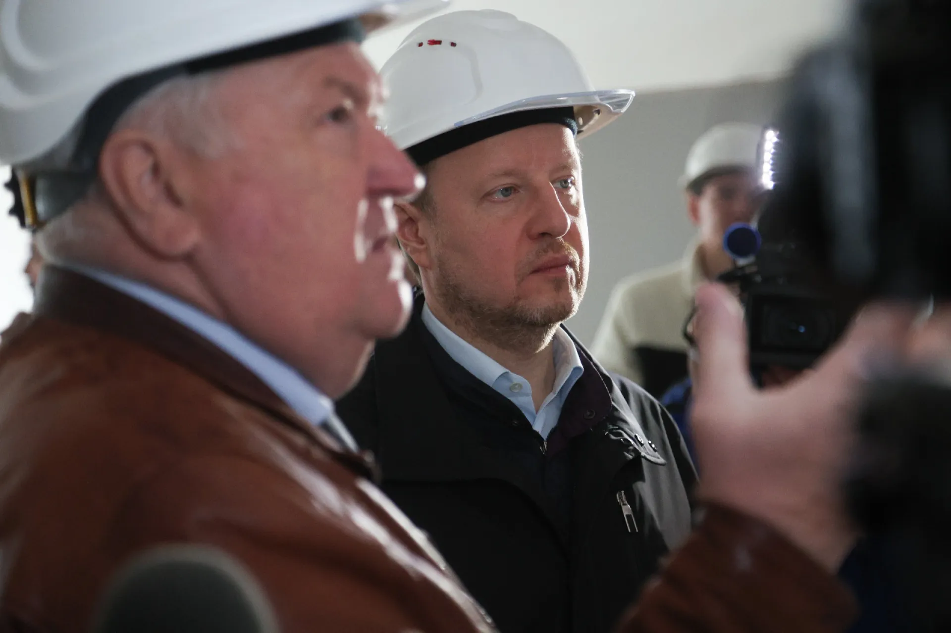 Губернатор Виктор Томенко оценил комплексный подход к застройке жилого квартала в Барнауле Губернатор Виктор Томенко оценил комплексный подход к застройке жилого квартала в Барнауле