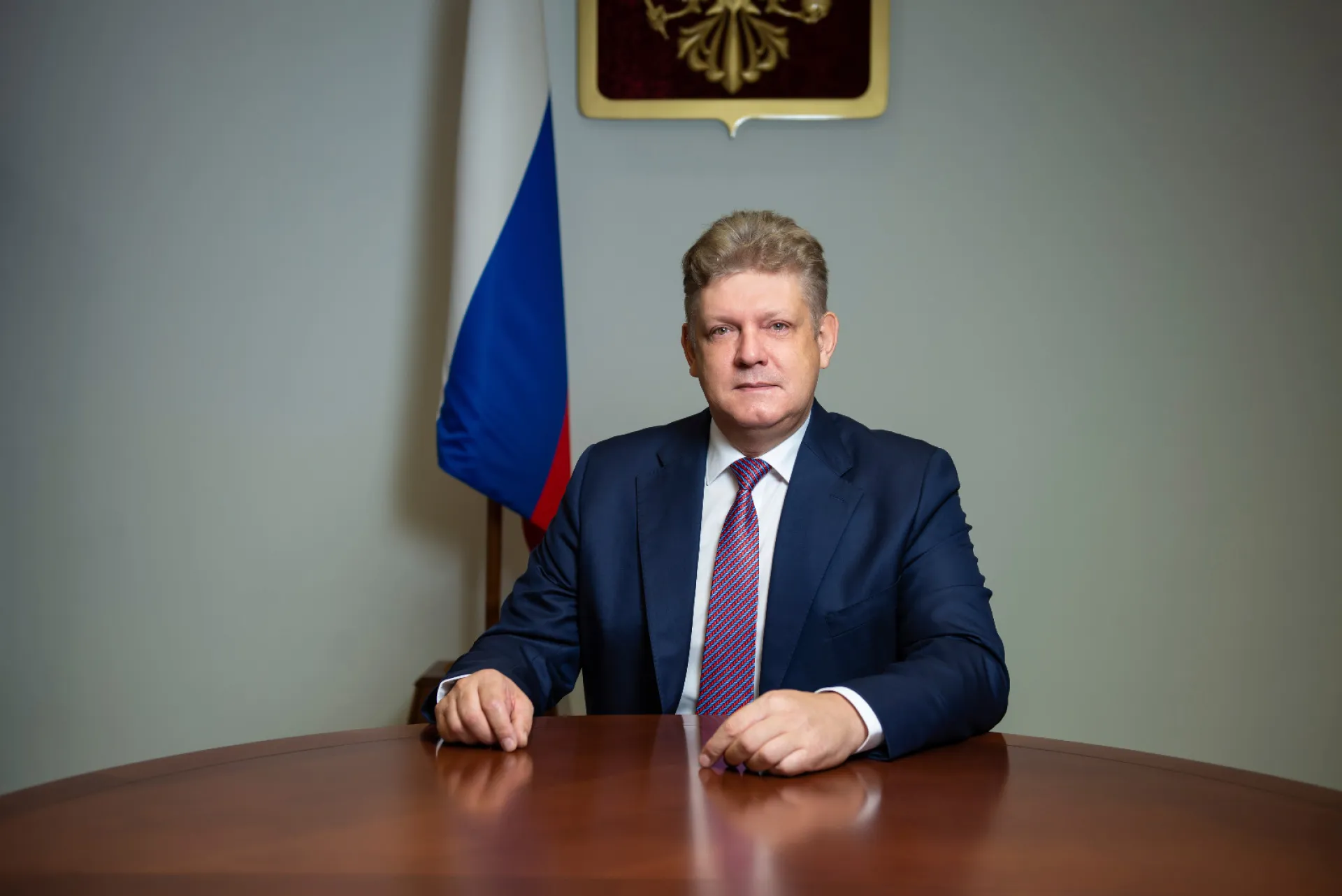 Полномочный представитель президента РФ в Сибирском федеральном округе Анатолий Серышев поздравил жителей Алтайского края с Днём пограничника