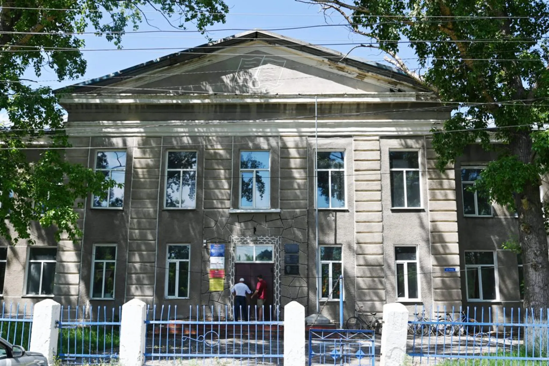 Две школы отремонтируют в Курьинском районе в 2025 году. В одной из них уже ведутся работы Две школы отремонтируют в Курьинском районе в 2025 году. В одной из них уже ведутся работы