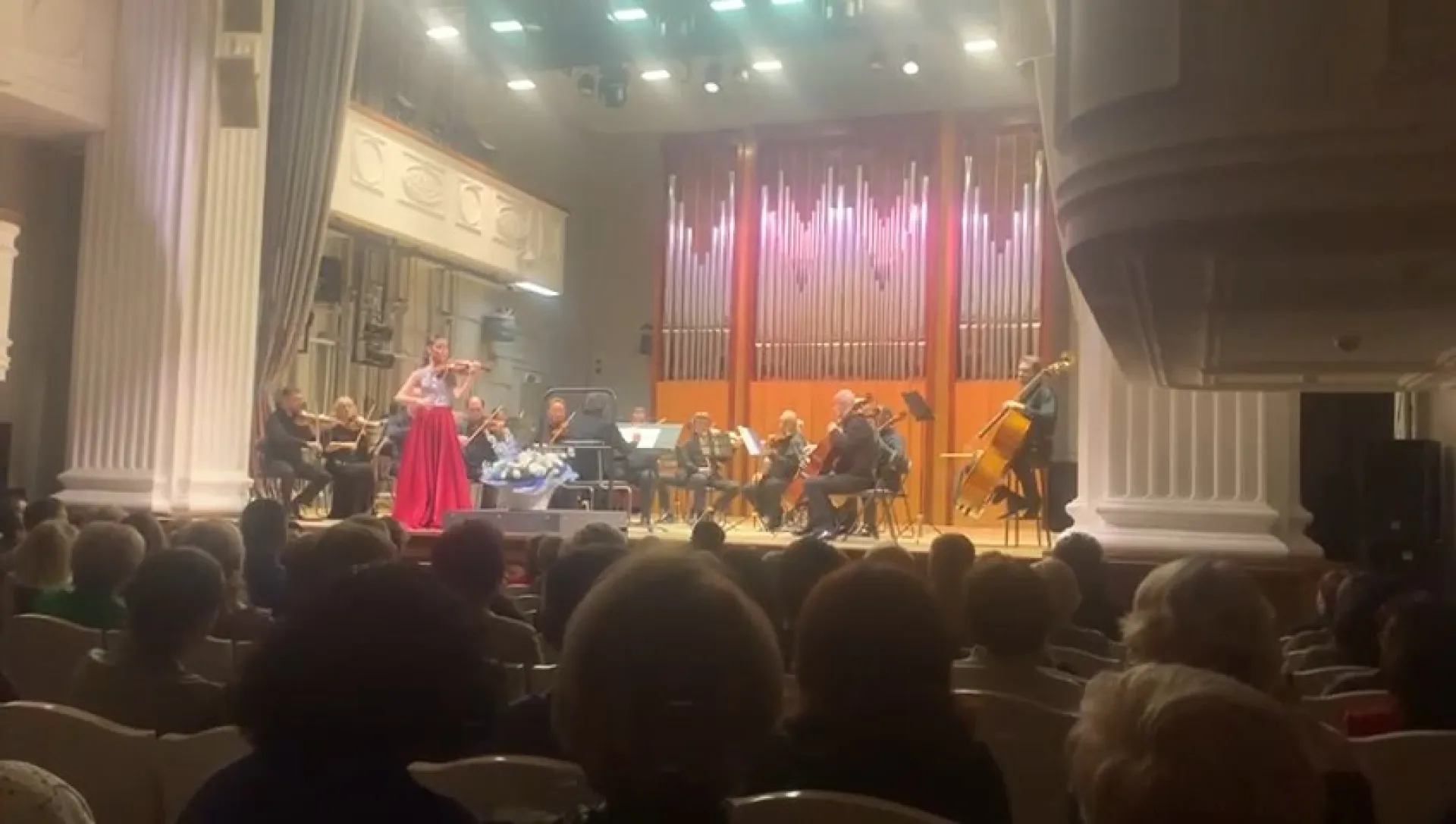 Алтайская скрипачка Валерия Абрамова выступила в программе «Музыкальное путешествие» Юрия Башмета. Видео Алтайская скрипачка Валерия Абрамова выступила в программе «Музыкальное путешествие» Юрия Башмета. Видео