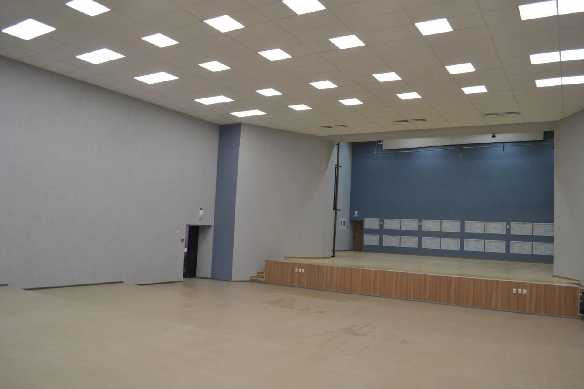 В Тогульском районе завершают ремонт Дома культуры