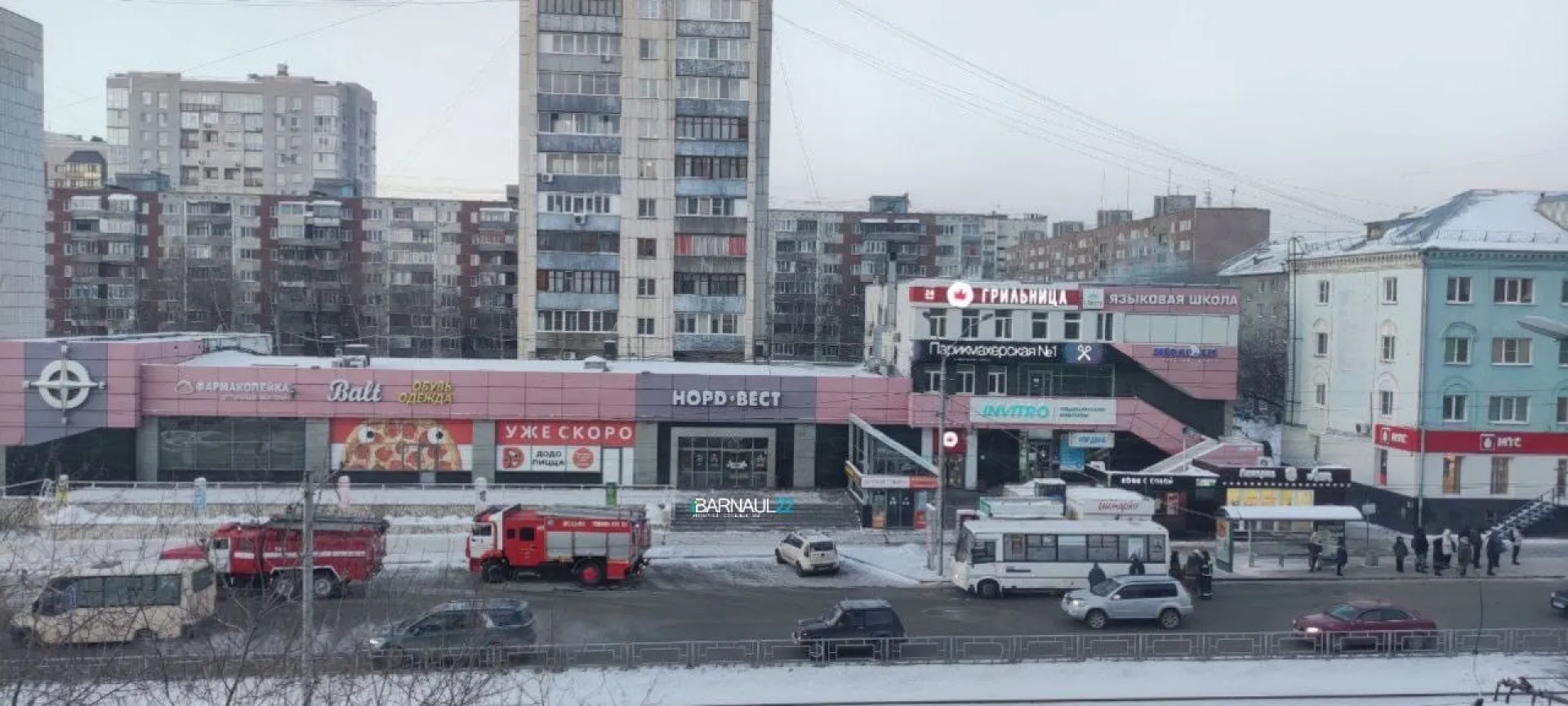 «Недоброе утро». Автобус загорелся на остановке в Барнауле «Недоброе утро». Автобус загорелся на остановке в Барнауле