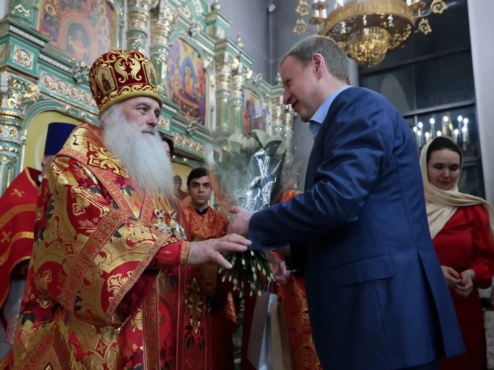 Губернатор Виктор Томенко поздравил жителей Алтайского края с праздником Светлой Пасхи Губернатор Виктор Томенко поздравил жителей Алтайского края с праздником Светлой Пасхи