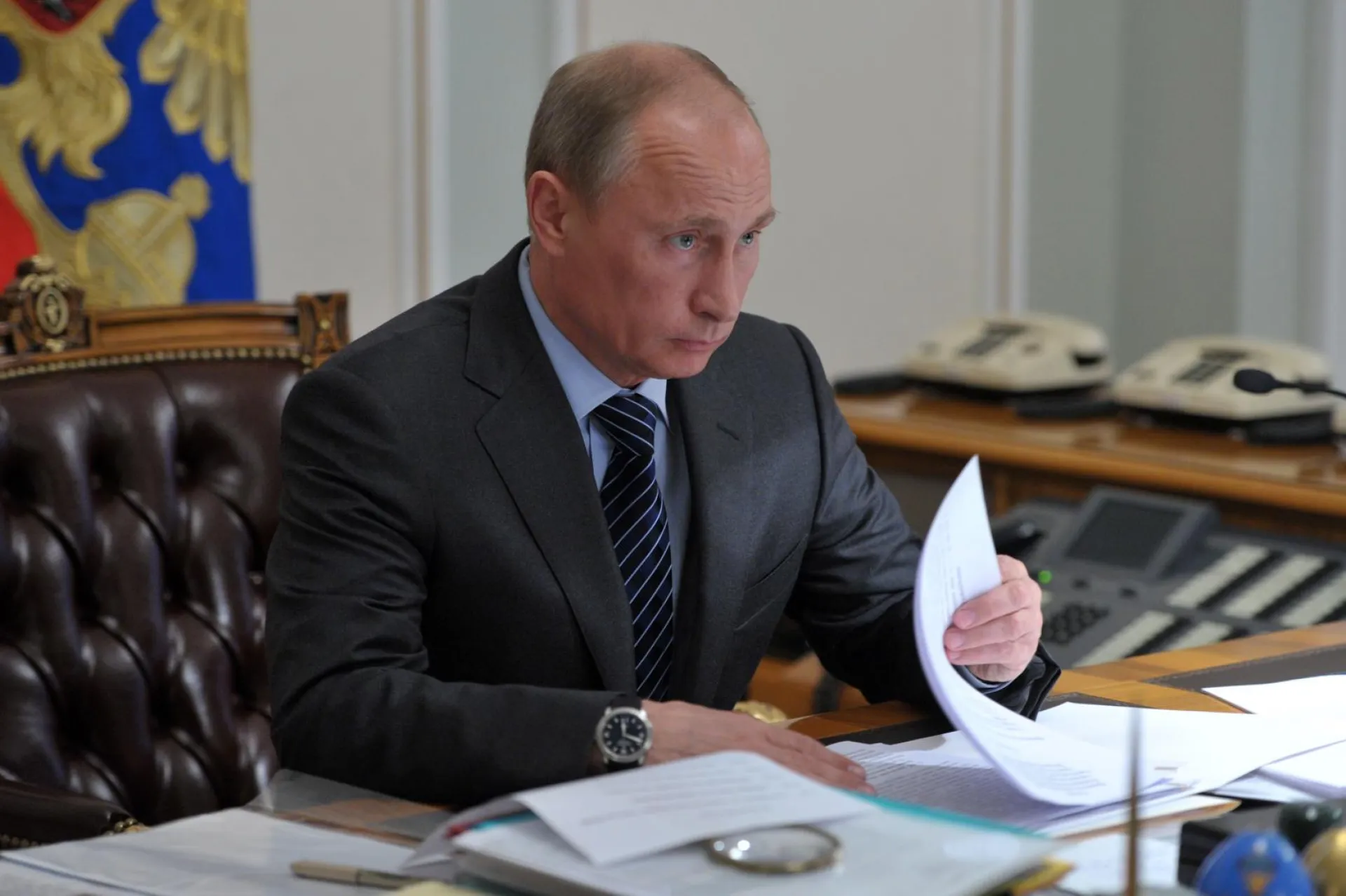 Владимир Путин поручил выяснить причину катастрофы SSJ в аэропорту Шереметьево