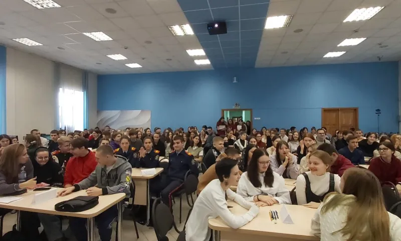 30 школ Барнаула и Новоалтайска приняли участие в историческом марафоне опорного вуза Алтайского края
