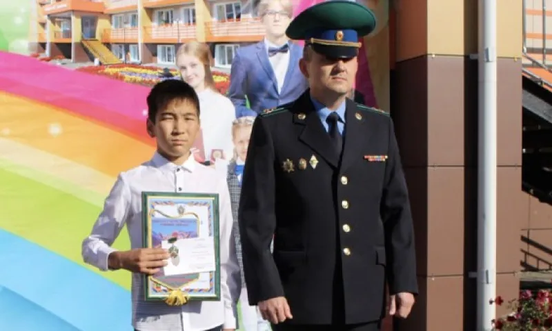 Школьник помог задержать преступника на границе Алтая