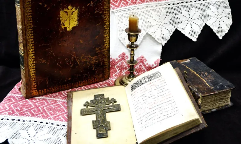 Выставку редких изданий и рукописных книг откроют в Барнауле