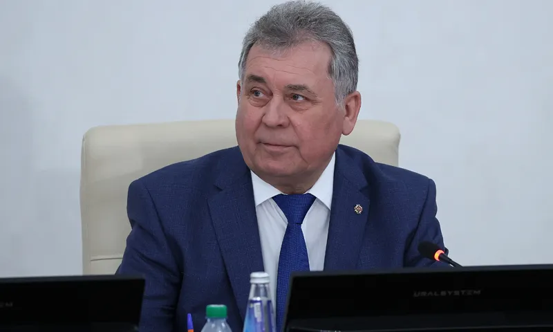 Председатель АКЗС Александр Романенко: Правительству и депутатам надо усилить темпы решения задач по повышению благосостояния жителей Алтайского края