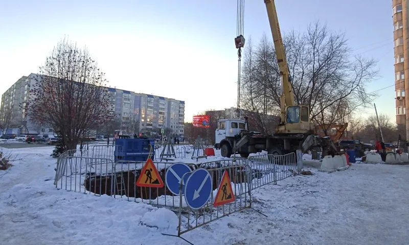 Новый метод прокладки труб с разрушением старых применили в Барнауле