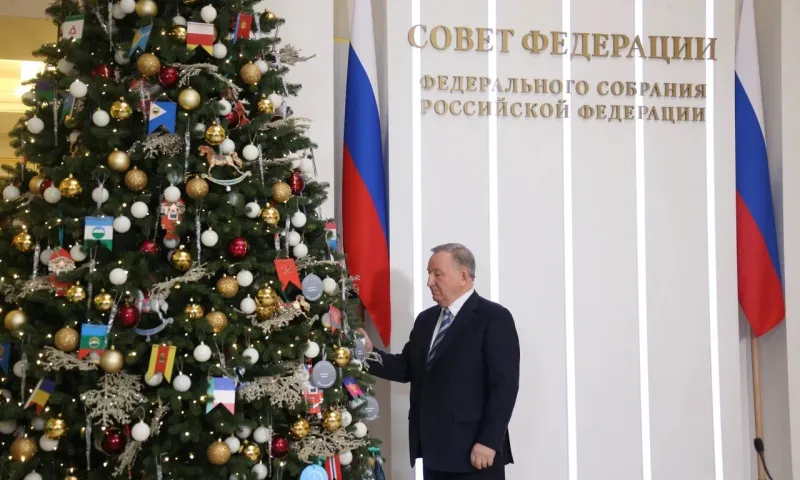 Сенатор России Александр Карлин исполнит мечты детей из Алтайского края и ЛНР