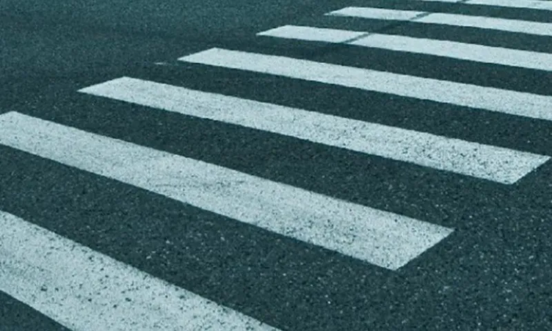 Мужчину сбили на пешеходном переходе в Барнауле