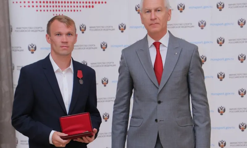 Легкоатлетам из Алтайского края вручили орден «За заслуги перед Отечеством»