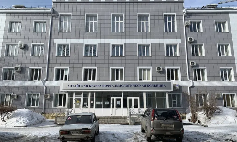 Варламов раскритиковал ремонт барнаульской больницы