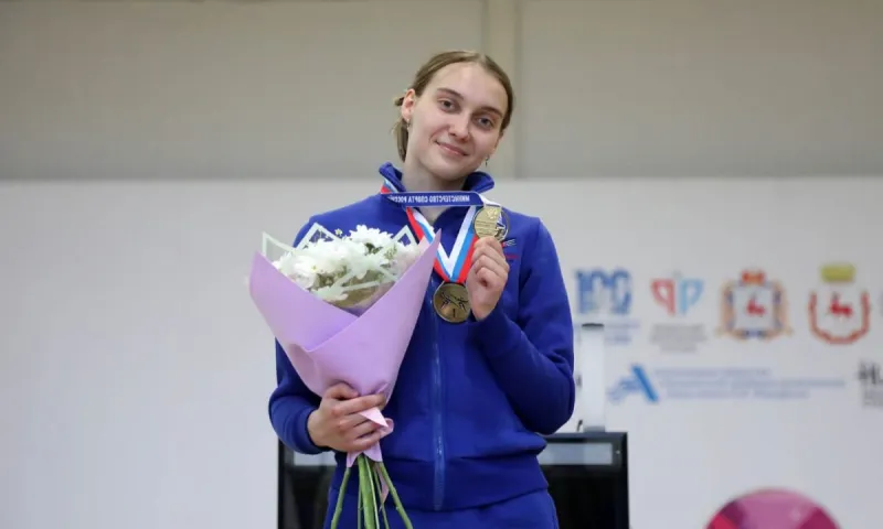 Саблистка из Алтайского края стала победителем первенства России