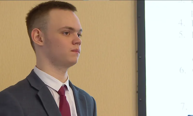 Школьник из Алтайского края собрал пушку Гаусса