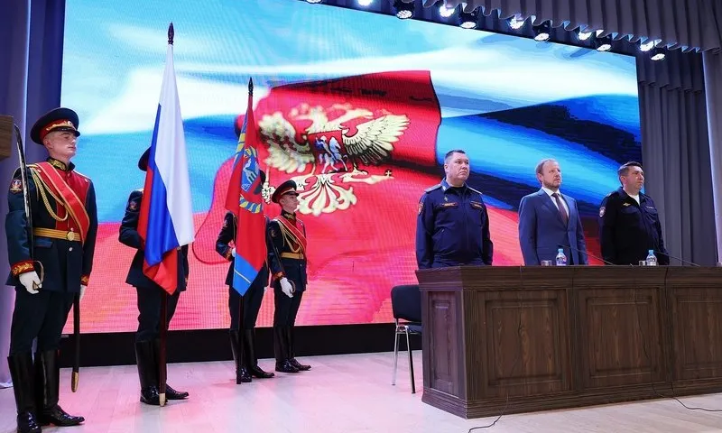 Виктор Томенко вручил награды Алтайского края бойцам Росгвардии за успешное выполнение задач в зоне специальной военной операции