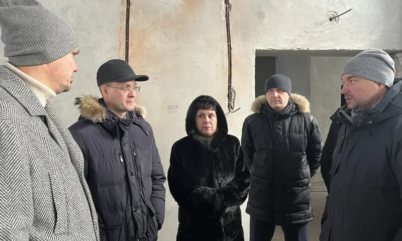 Министр строительства и ЖКХ провел выездное совещание в Алтайском крае