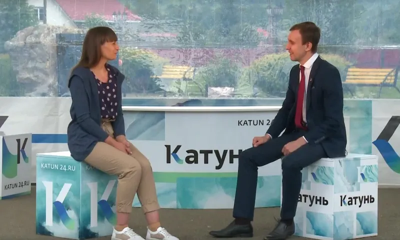 «Интервью дня»: директор Солонешенской детской школы искусств Оксана Варанкина