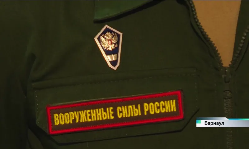 Алтайские добровольцы заключают контракты с Минобороны на прохождение воинской службы