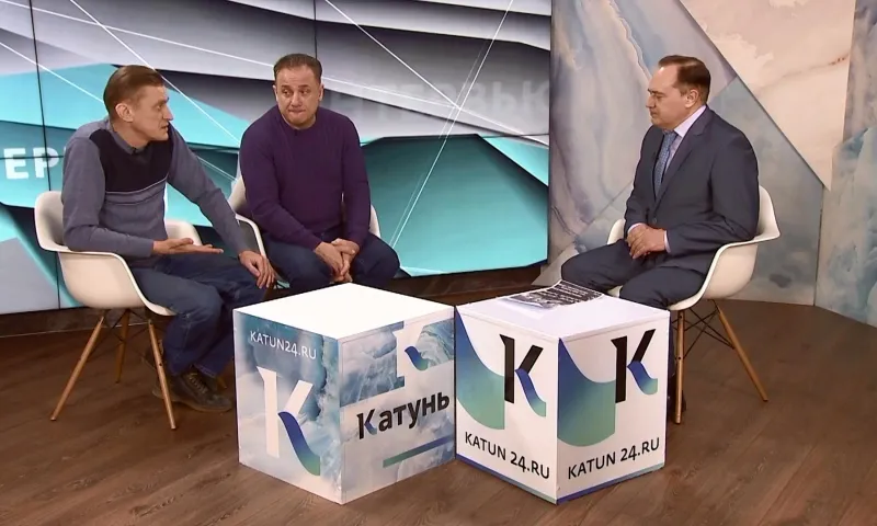 Пётр Винс и Дмитрий Никулин: о премьере комедии «Спасение вселенной в домашних условиях»