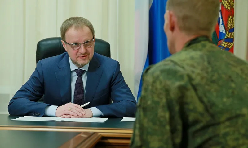 Губернатор Алтайского края Виктор Томенко провел личный прием граждан
