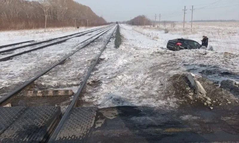 ДТП с участием тепловоза и автомобиля произошло в Алтайском крае