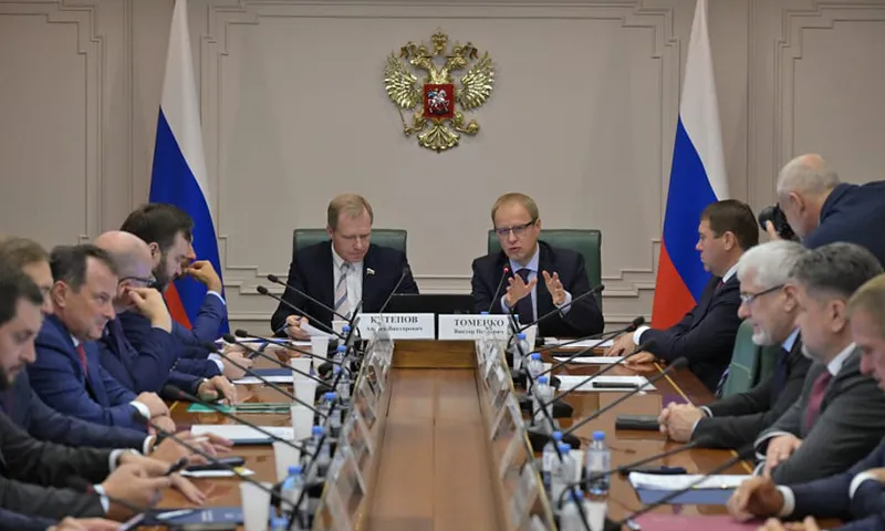 Проекты по строительству транспортной развязки в Барнауле и реконструкции дороги до «Бирюзовой Катуни» поддержали в Совете Федерации
