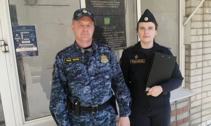 Жениха, задолжавшего алименты, задержали во время свадьбы в Рубцовске 