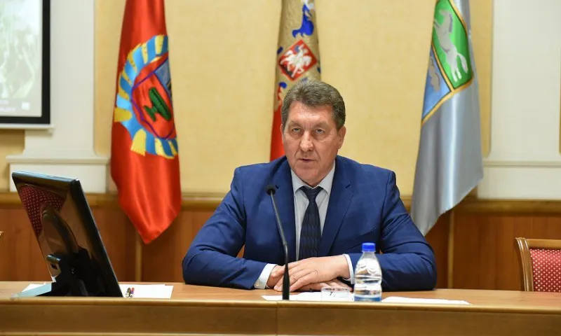 Подготовку Барнаула к зиме обсудили в администрации города