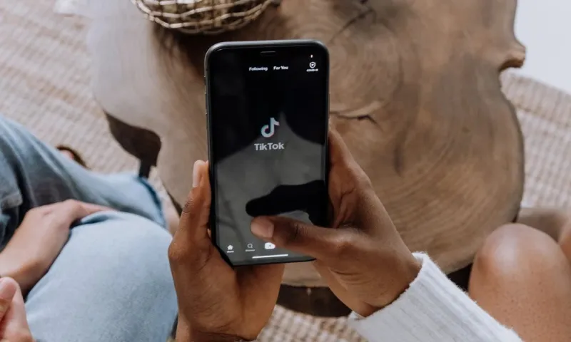 TikTok вновь можно скачать в российском App Store