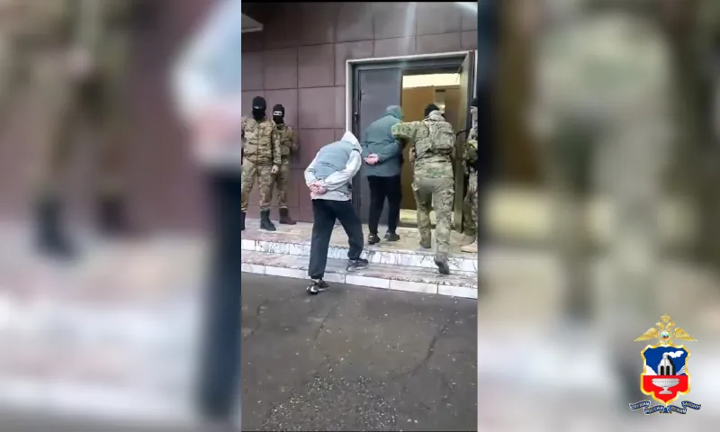 Банду автоподставщиков задержали в Барнауле
