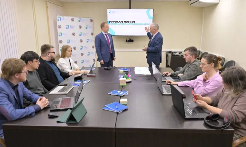 Поступившие на прямую линию с Виктором Томенко вопросы уже решаются 