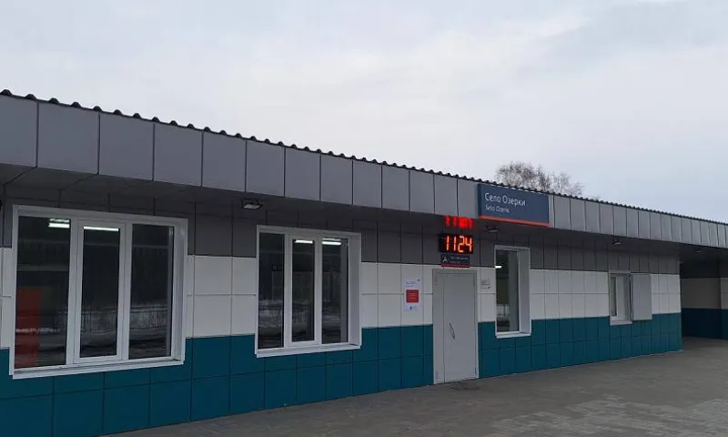 Теплый павильон с системой «умный дом» открыли для пассажиров в селе Озёрки