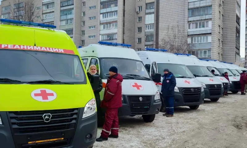 Более 20 новых машин получили медучреждения Алтайского края 