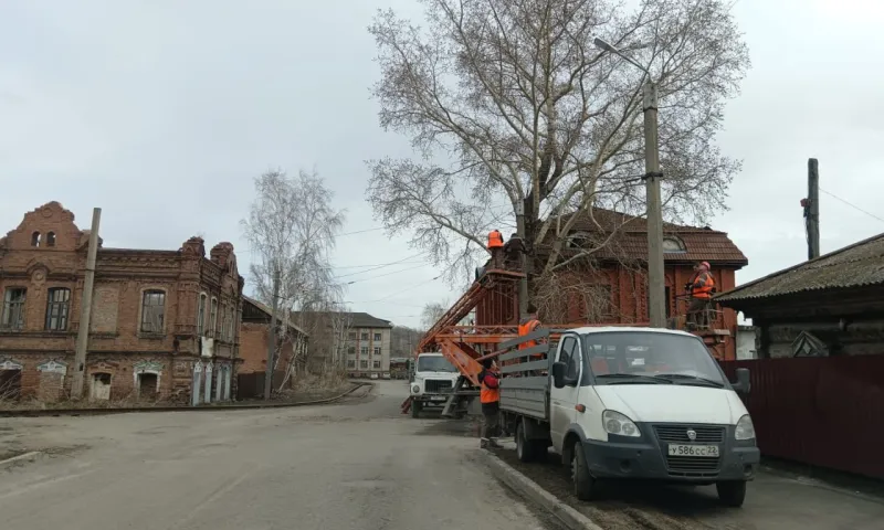 282 новых фонаря появилось на улицах Бийска 