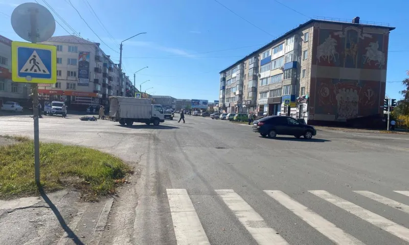 17-летний водитель мопеда без прав пострадал в ДТП в Камне-на-Оби